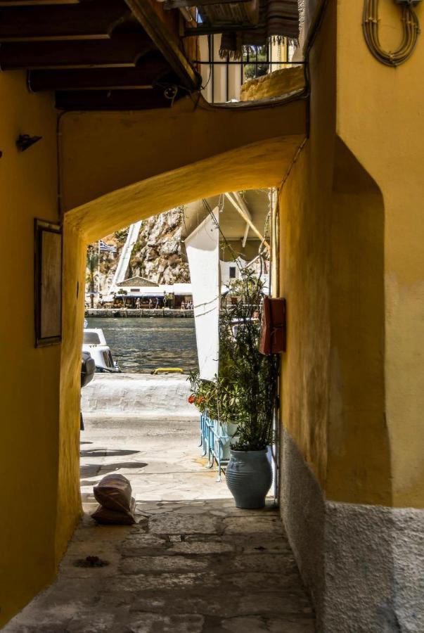 Stone Living Symi Central Apartments Simi Exterior foto